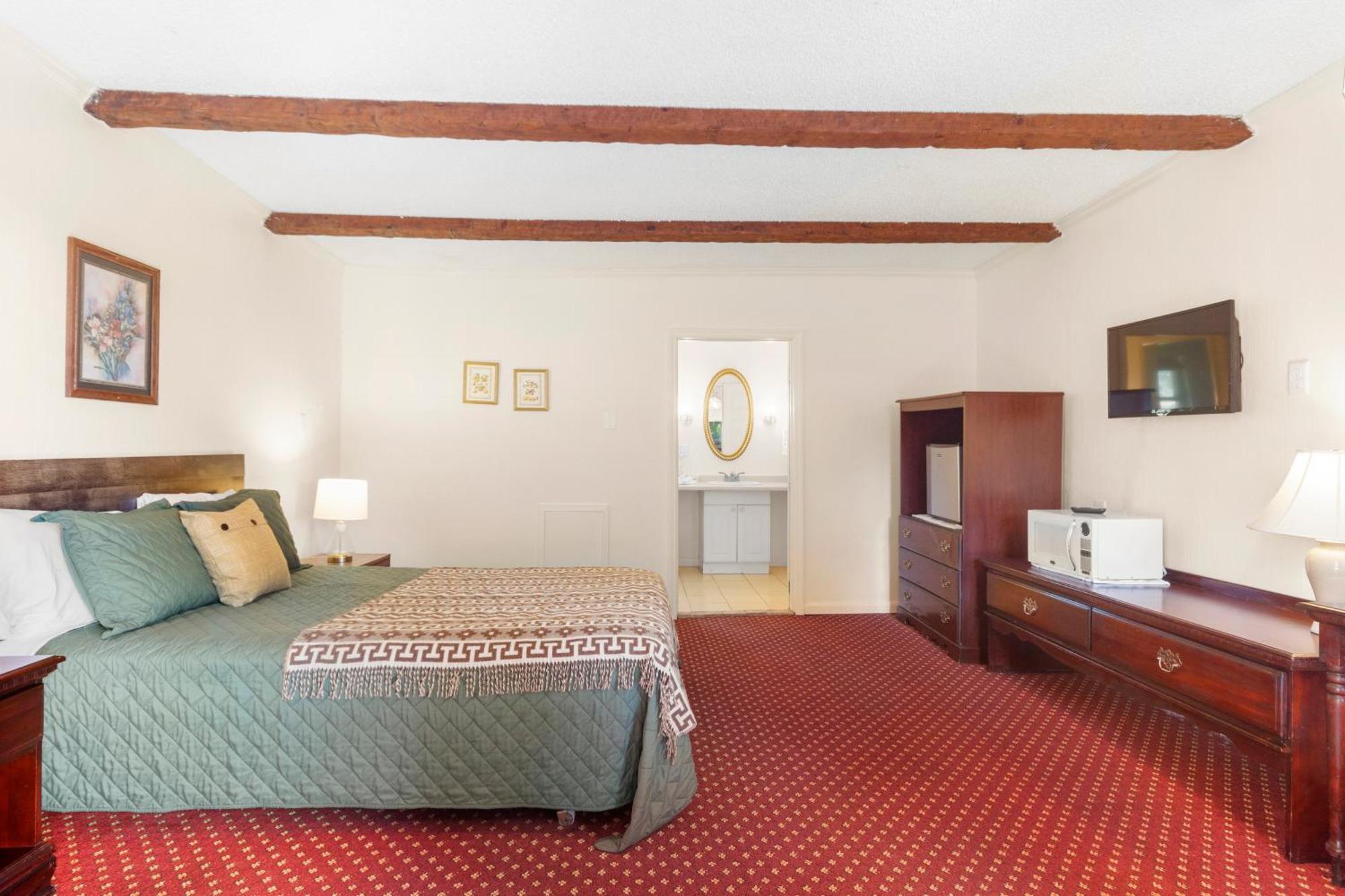 Blue Spruce Inn & Suites Valatie Buitenkant foto